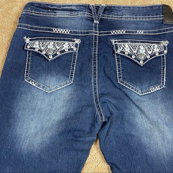 Women’s Vanity Premium Curvy Cropped Jeans Size 29 - Picture 3 of 10